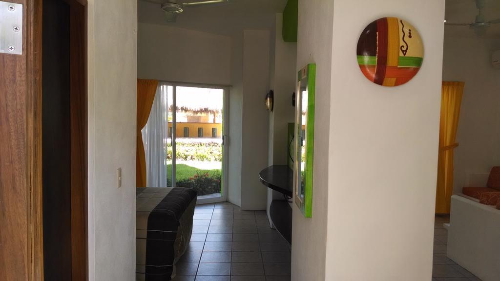 Villas Coco Mango Barra de Navidad Room photo