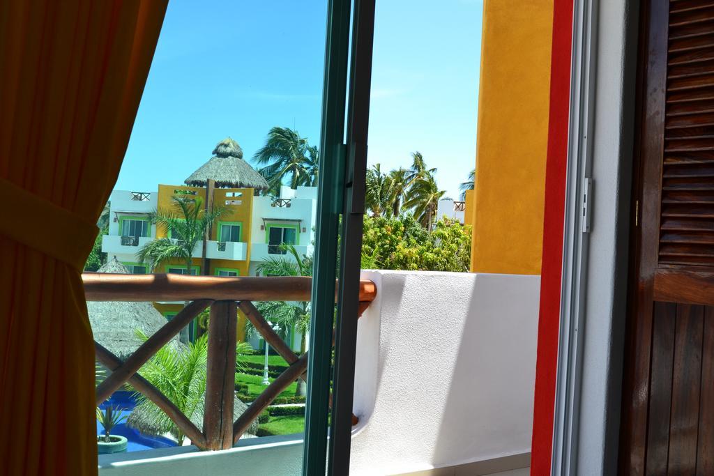 Villas Coco Mango Barra de Navidad Exterior photo