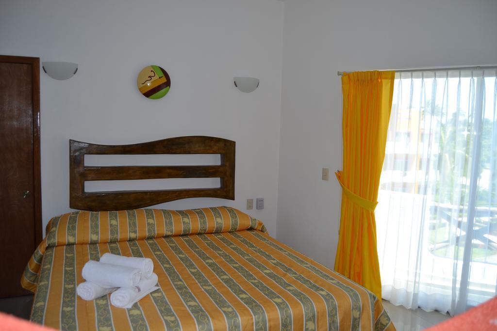 Villas Coco Mango Barra de Navidad Exterior photo
