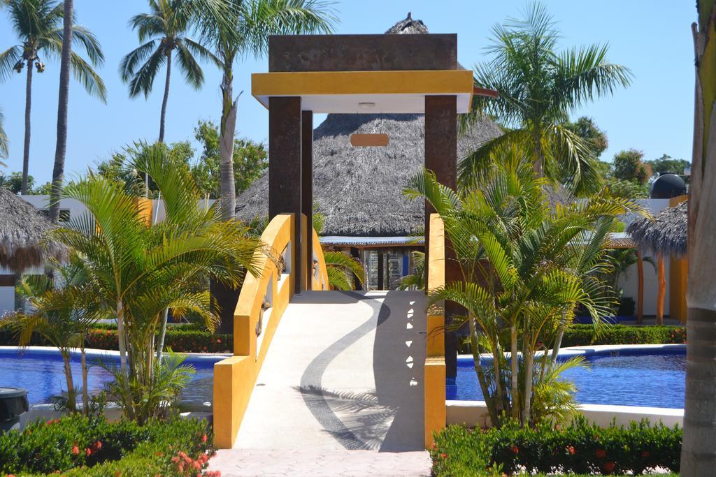 Villas Coco Mango Barra de Navidad Exterior photo